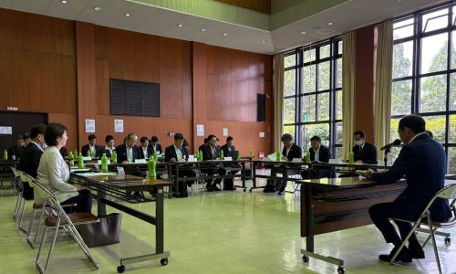 上尾道路建設促進期成同盟会の総会に出席
